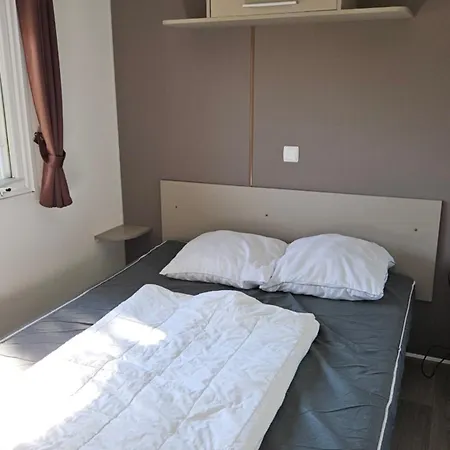 Campsite Joli Mobil N137, 4ch Confort Et Spacieux Gastes