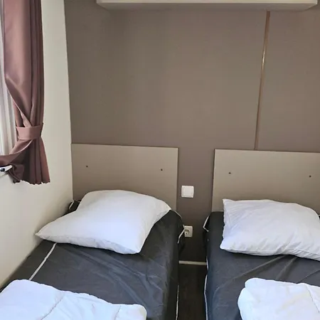 Joli Mobil N137, 4ch Confort Et Spacieux Campsite